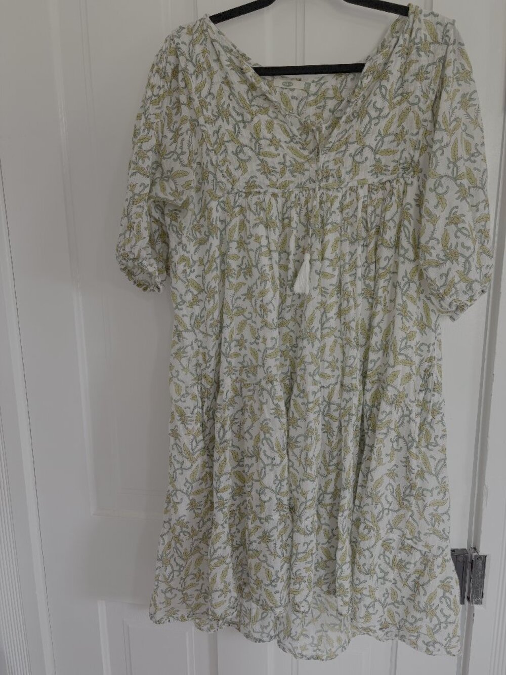 Women’s White & Sage Midi Dress with Botanical Print